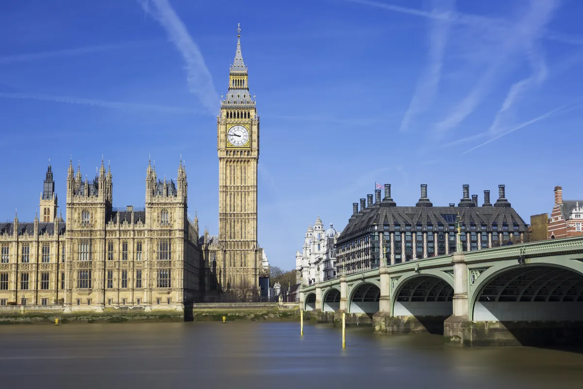 AI-etikai szakértőt neveztek ki a brit igazságügyi minisztérium tanácsadójává