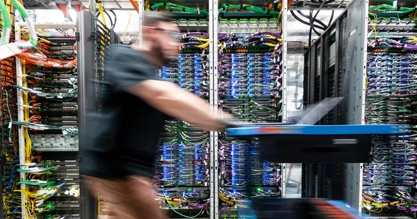 Az AWS Trainiumra optimalizált nyelvi modelleket keres az Amazon