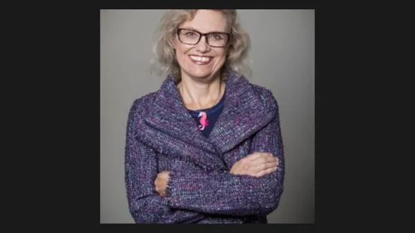 Christine Parker rangos professzori címet kapott Melbourne-ben