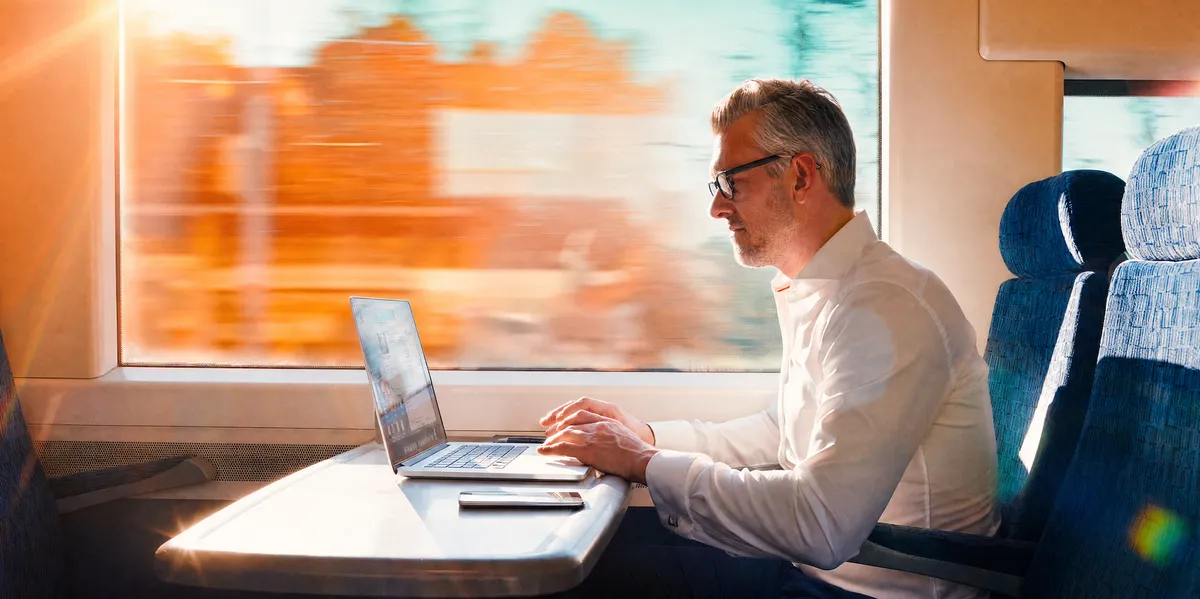 Az UiPath az AI-ügynökök vállalati kapcsolati rétegévé teszi Integration Service-t