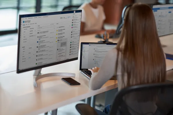 Új ügynöki AI-képességekkel erősít a Microsoft 365 Copilot