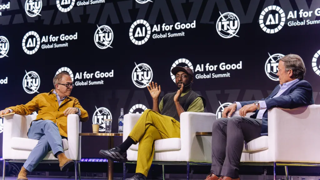 will.i.am és Michael Crow az AI oktatási szerepéről vitázott